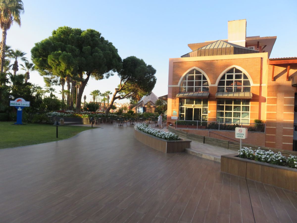 imagini hotel MEGASARAY 2021